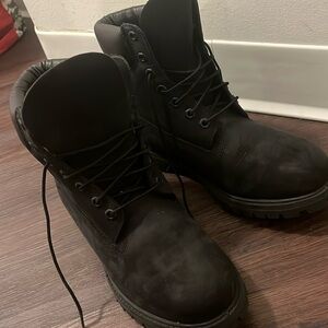 Men’s Timberland Suede Nubuck , Like New size 9.5